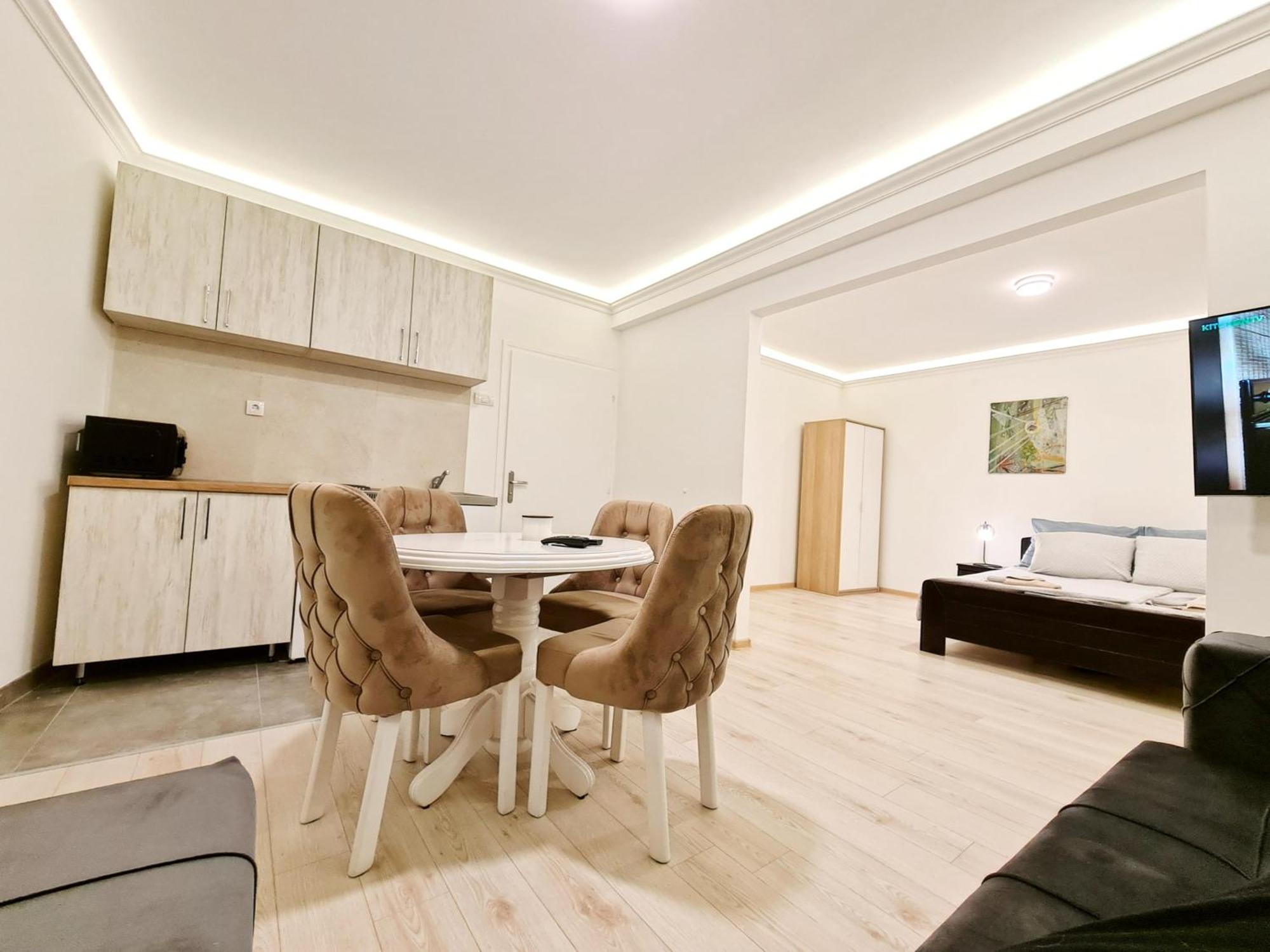 Modern Central Apartments Renovated Belgrad Dış mekan fotoğraf