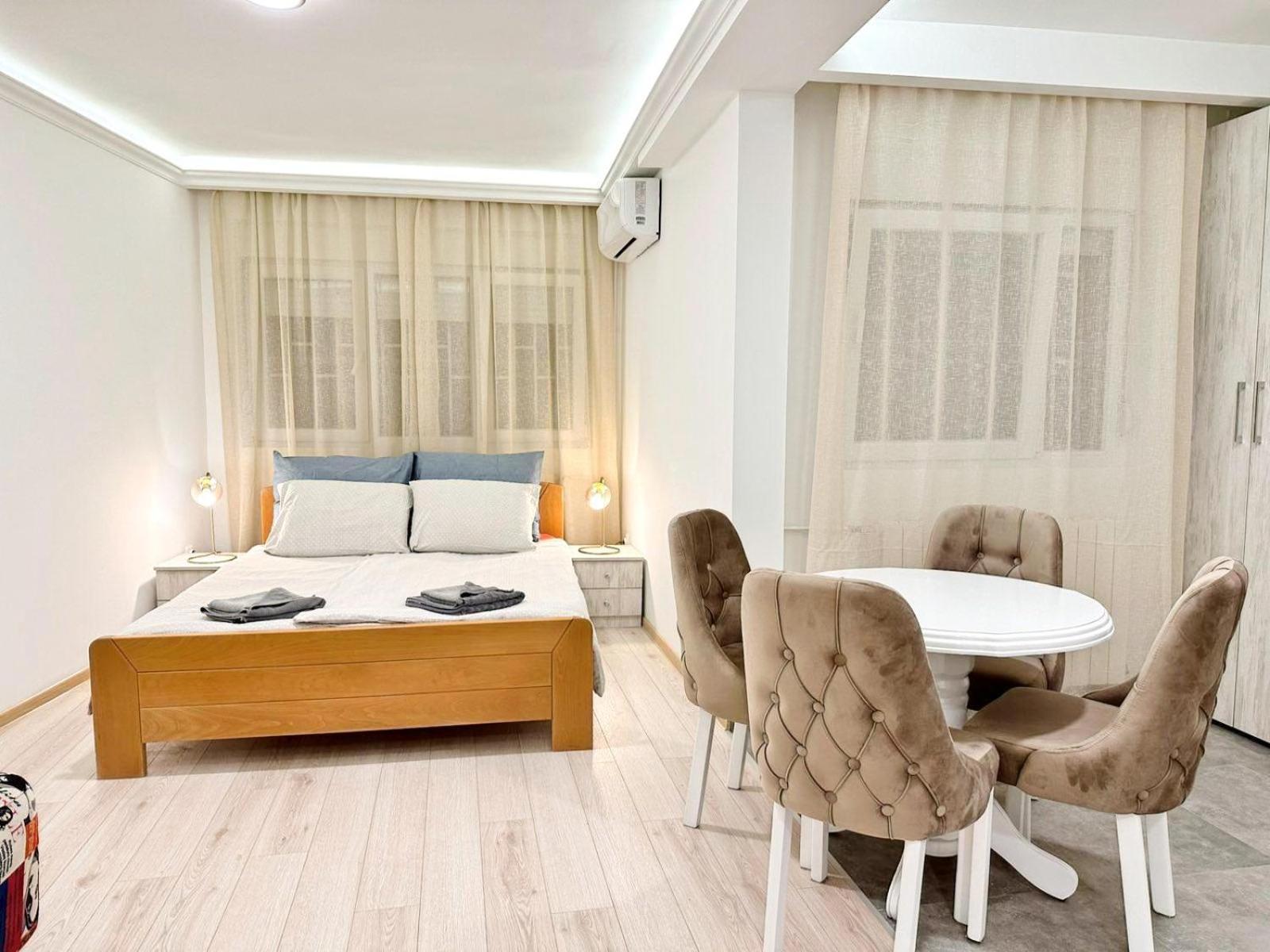 Modern Central Apartments Renovated Belgrad Dış mekan fotoğraf